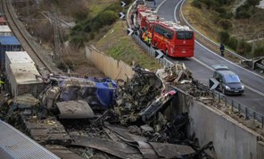 Τραγωδία στα Τέμπη: Ανακοινώθηκε η Ειδική Επιτροπή από τον Γεραπετρίτη